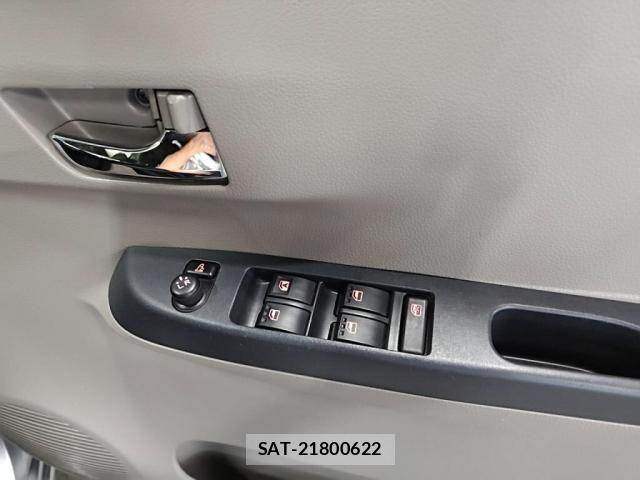 Toyota PIXIS EPOCH 2015-01 7223510-20