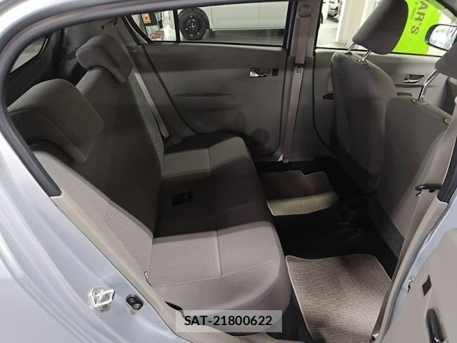 Toyota PIXIS EPOCH 2015-01 7223510-21