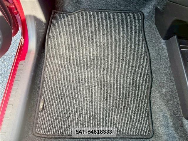 Toyota PIXIS EPOCH 2017-07 7223512-23