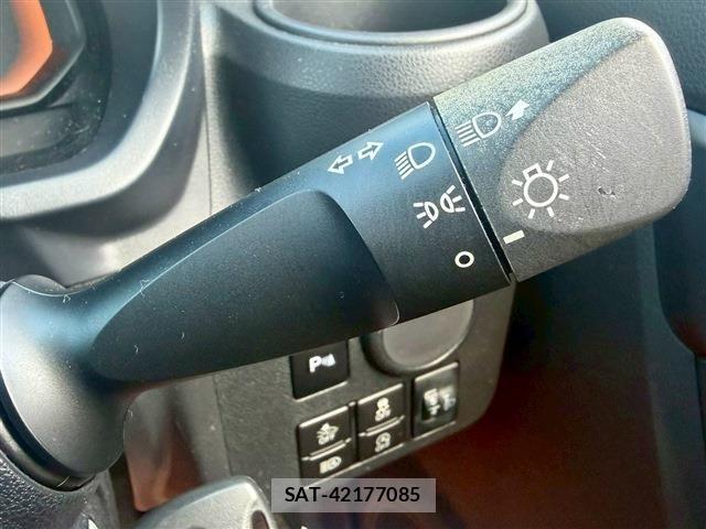 Toyota PIXIS EPOCH 2017-07 7329326-8
