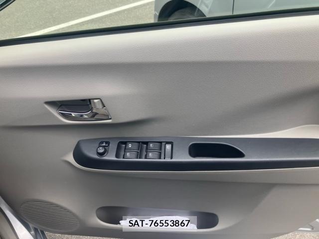 Toyota PIXIS EPOCH 2012-06 7456752-17