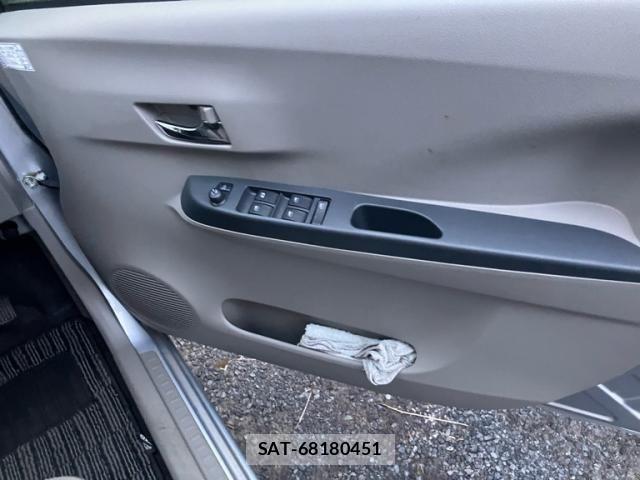 Toyota PIXIS EPOCH 2013-10 7562634-13