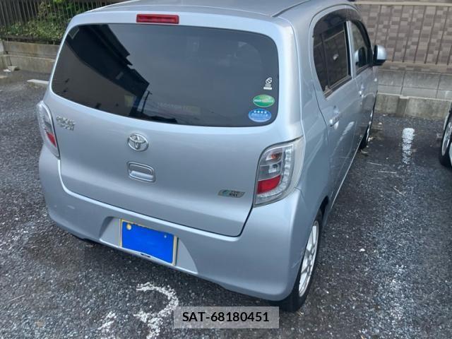 Toyota PIXIS EPOCH 2013-10 7562634-2