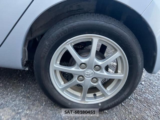 Toyota PIXIS EPOCH 2013-10 7562634-6