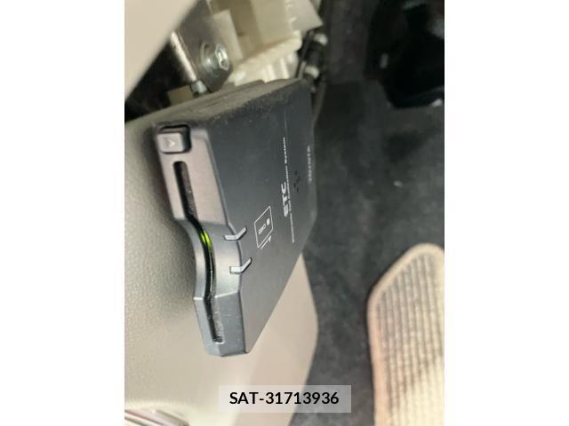 Toyota PIXIS EPOCH 2012-05 7727185-14