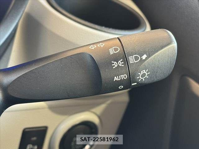 Toyota PIXIS EPOCH 2018-08 7980567-24