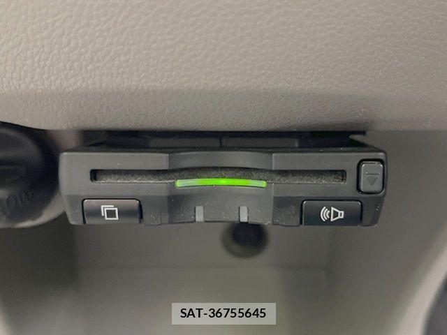 Toyota PIXIS EPOCH 2013-08 8037581-6