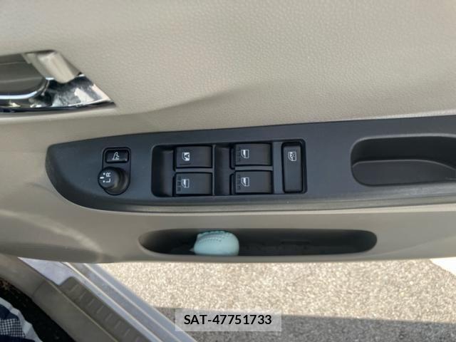Toyota PIXIS EPOCH 2015-03 8101191-18