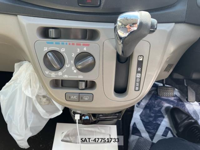 Toyota PIXIS EPOCH 2015-03 8101191-23
