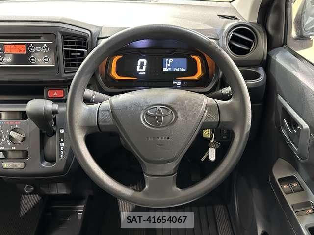 Toyota PIXIS EPOCH 2017-11 8131875-9
