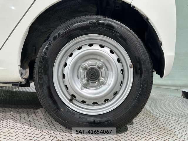 Toyota PIXIS EPOCH 2017-11 8131875-24