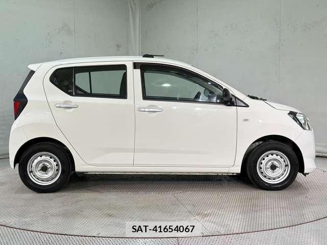Toyota PIXIS EPOCH 2017-11 8131875-3
