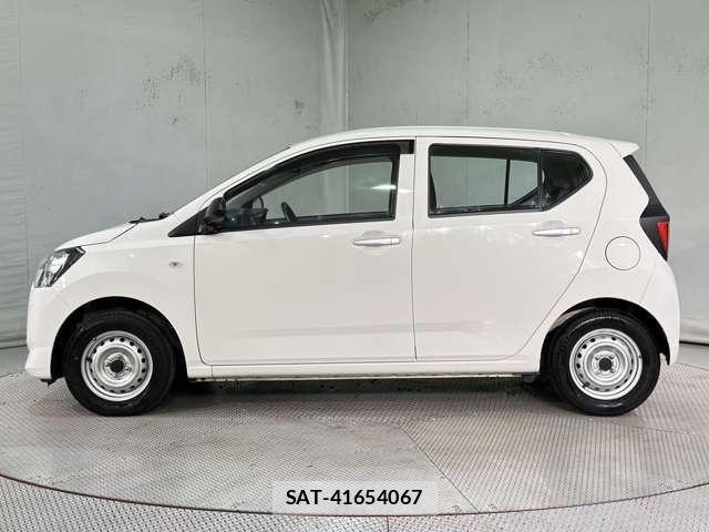 Toyota PIXIS EPOCH 2017-11 8131875-7