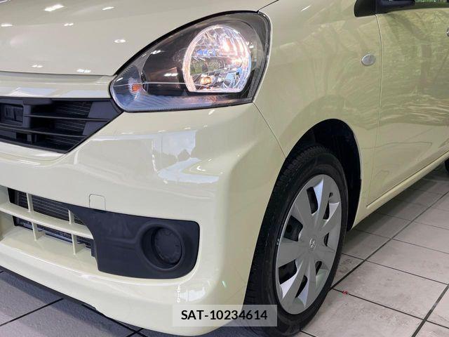 Toyota PIXIS EPOCH 2016-03 8209519-11