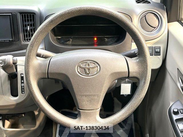Toyota PIXIS EPOCH 2015-09 8231284-10