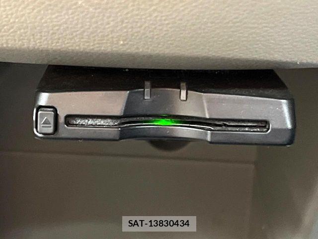 Toyota PIXIS EPOCH 2015-09 8231284-4