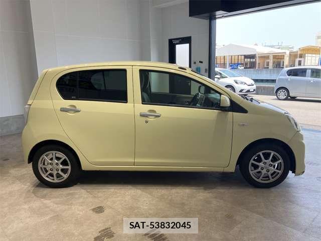 Toyota PIXIS EPOCH 2014-03 8368093-7