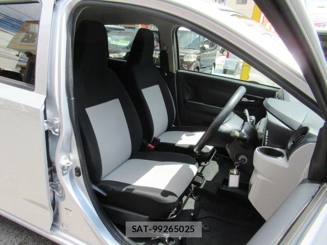 Toyota PIXIS EPOCH 2017-10 8414347-12