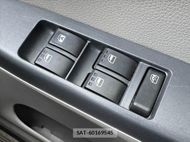 Toyota PIXIS EPOCH 2015-08 8458195-20