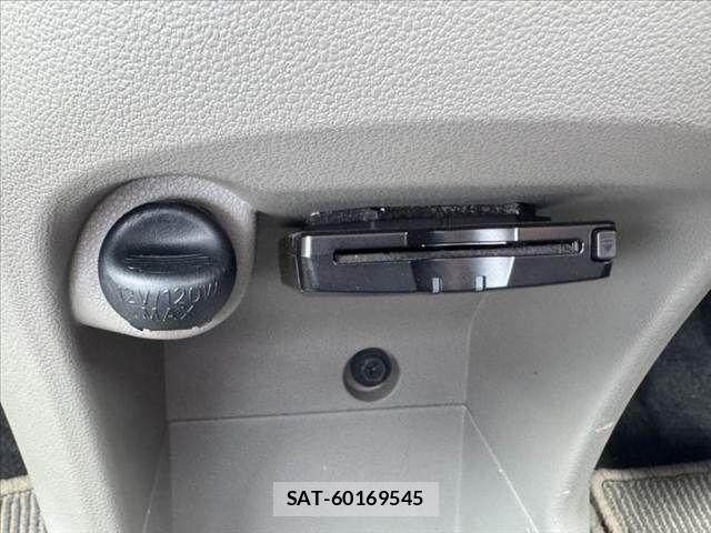 Toyota PIXIS EPOCH 2015-08 8458195-22