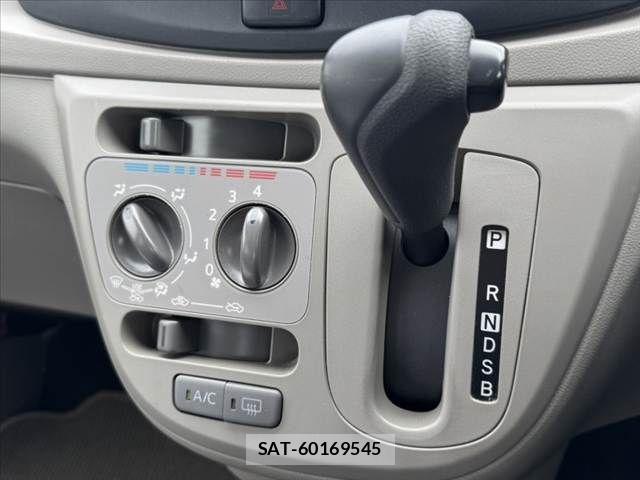 Toyota PIXIS EPOCH 2015-08 8458195-3