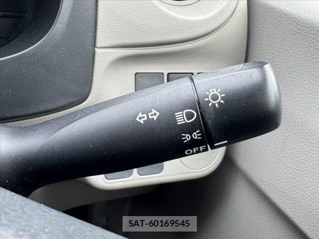 Toyota PIXIS EPOCH 2015-08 8458195-5
