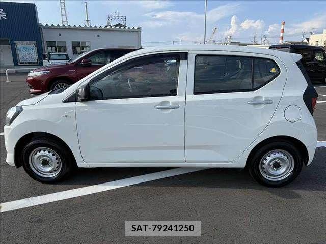 Toyota PIXIS EPOCH 2023-10 8526567-11