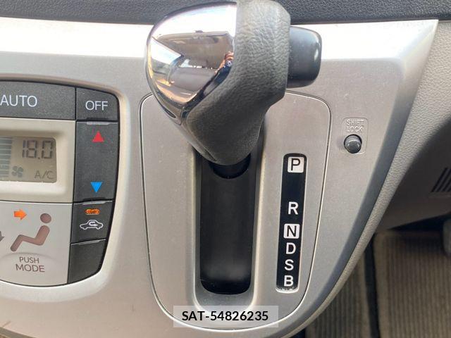 Toyota PIXIS EPOCH 2013-09 8563170-9