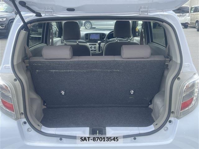 Toyota PIXIS EPOCH 2015-05 8666726-27