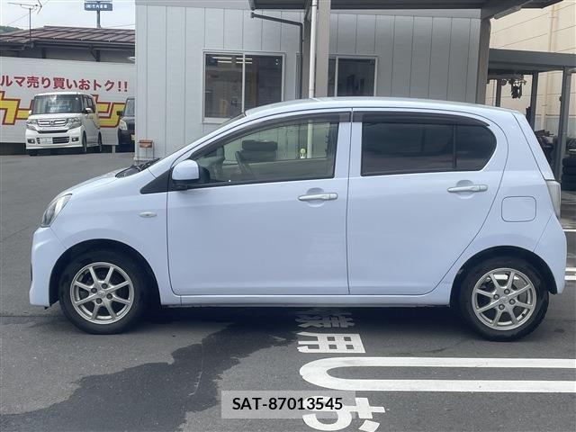 Toyota PIXIS EPOCH 2015-05 8666726-3