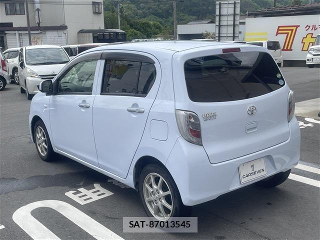 Toyota PIXIS EPOCH 2015-05 8666726-5