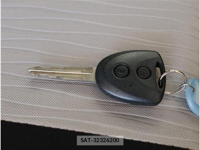 Toyota PIXIS EPOCH 2021-06 8797115-16