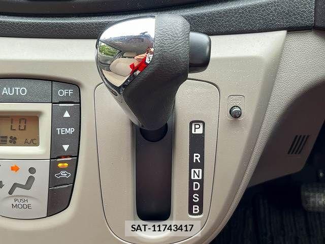 Toyota PIXIS EPOCH 2012-07 8881538-14