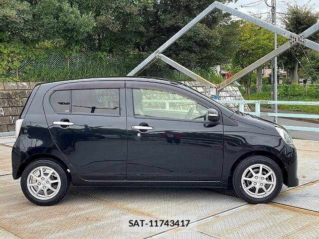 Toyota PIXIS EPOCH 2012-07 8881538-3