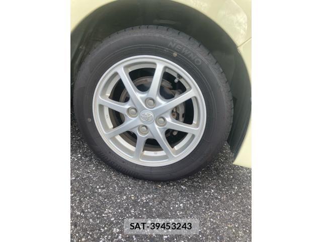 Toyota PIXIS EPOCH 2015-10 8884178-11