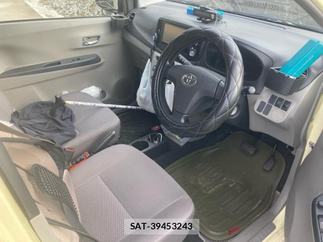 Toyota PIXIS EPOCH 2015-10 8884178-15