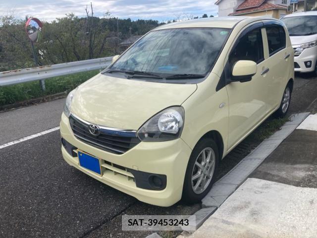 Toyota PIXIS EPOCH 2015-10 8884178-3