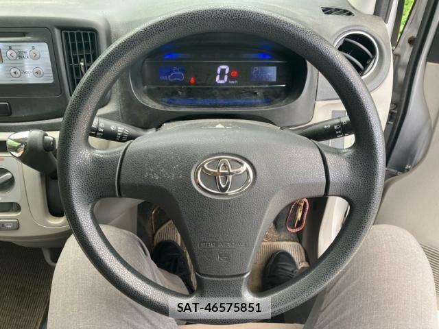 Toyota PIXIS EPOCH 2012-08 7359291-12