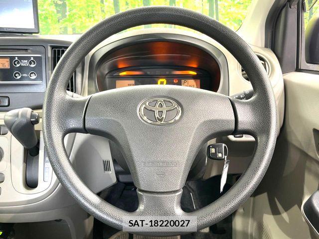 Toyota PIXIS EPOCH 2014-10 8316369-11