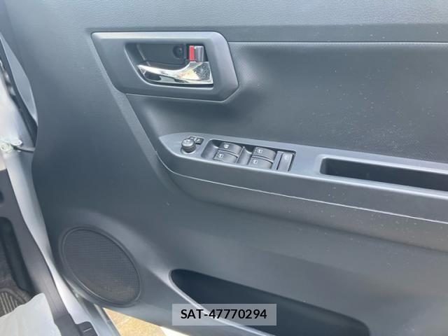 Toyota PIXIS EPOCH 2018-06 8628361-12