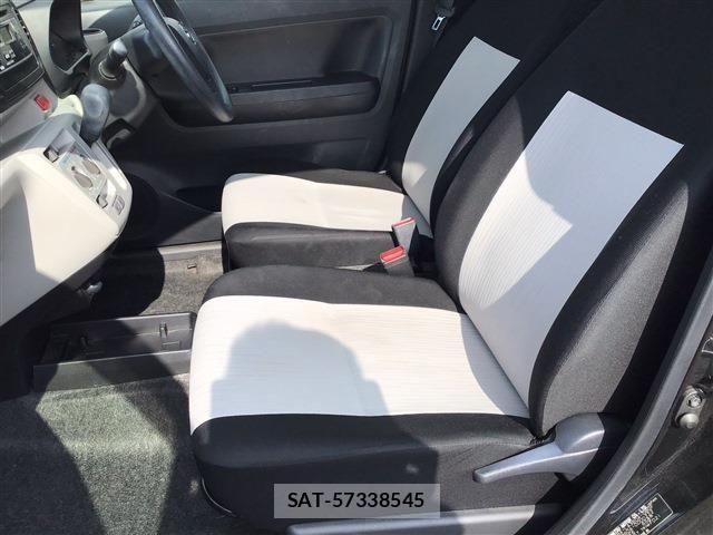 Toyota PIXIS EPOCH 2017-07 8628363-23