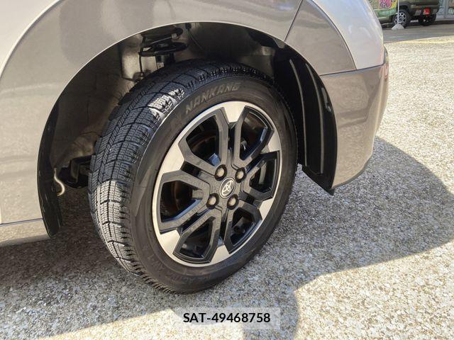 Toyota PIXIS JOY 2017-08 8209520-27