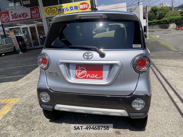 Toyota PIXIS JOY 2017-08 8209520-7