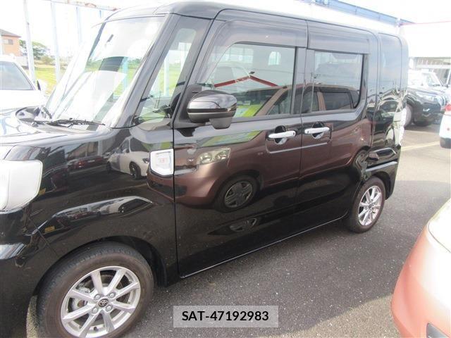 Toyota Pixis Mega 2021-07 1414224-11