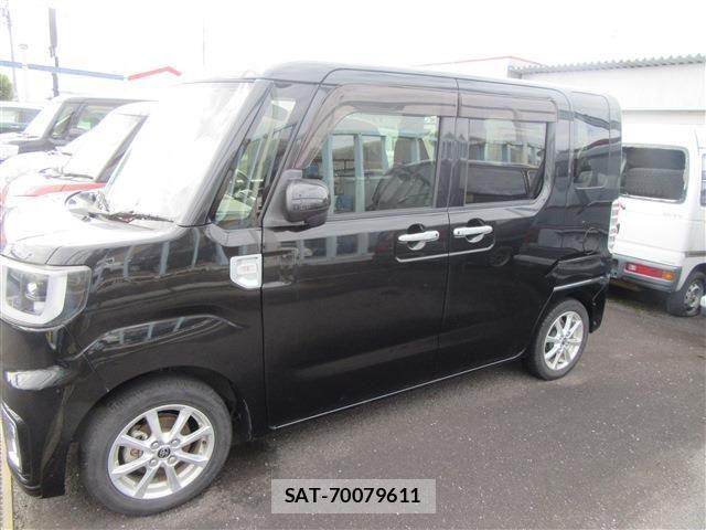 Toyota Pixis Mega 2020-01 1422362-11