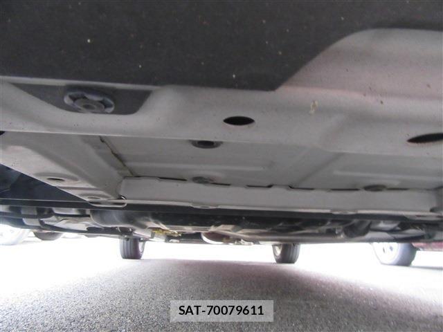 Toyota Pixis Mega 2020-01 1422362-14