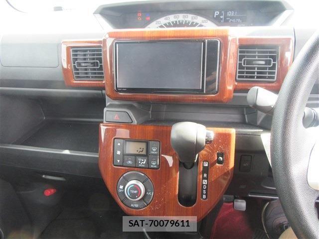 Toyota Pixis Mega 2020-01 1422362-5