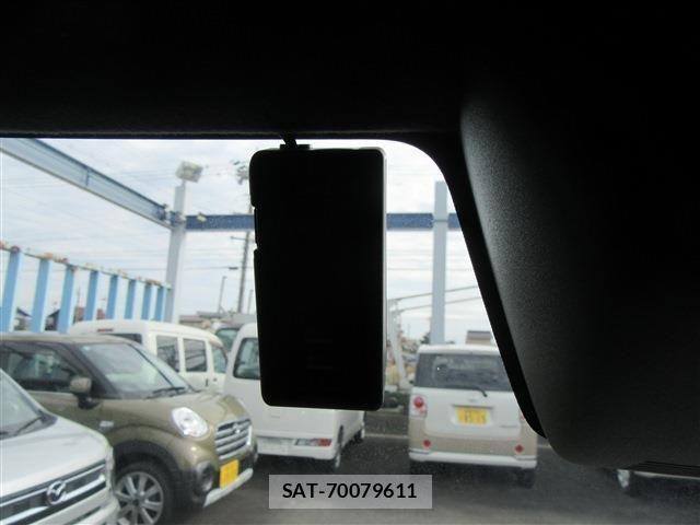 Toyota Pixis Mega 2020-01 1422362-7