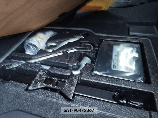 Toyota Pixis Mega 2017-05 3383392-29