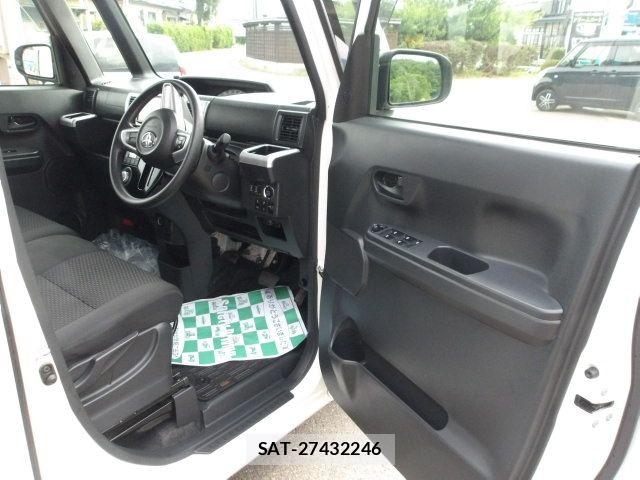 Toyota Pixis Mega 2018-11 7329323-9